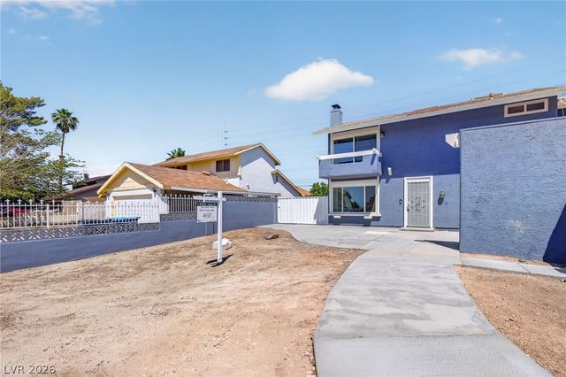 5374 Latigo Street, Las Vegas, NV 89119