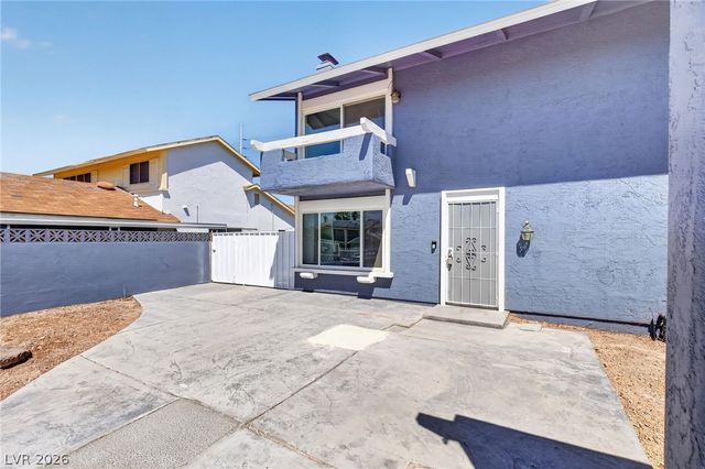 5374 Latigo Street, Las Vegas, NV 89119