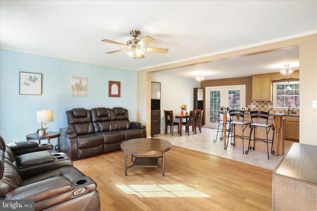 275 GAP RD, Front Royal, VA 22630