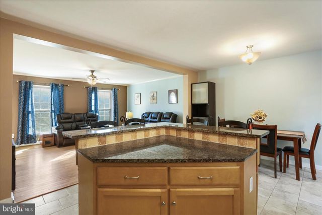 275 GAP RD, Front Royal, VA 22630