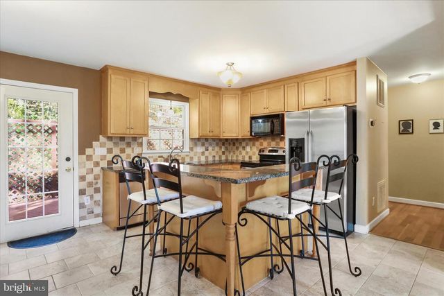 275 GAP RD, Front Royal, VA 22630