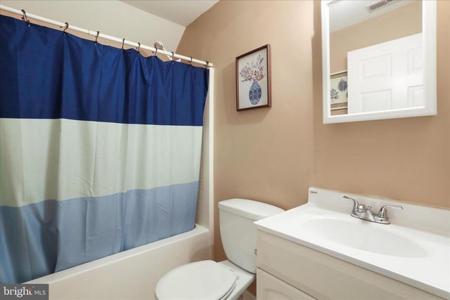 275 GAP RD, Front Royal, VA 22630