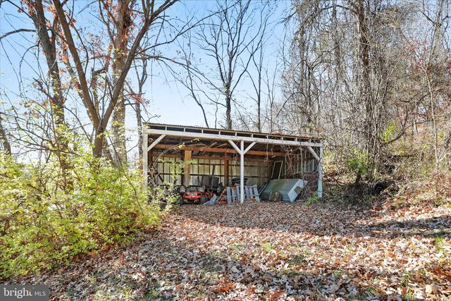 275 GAP RD, Front Royal, VA 22630