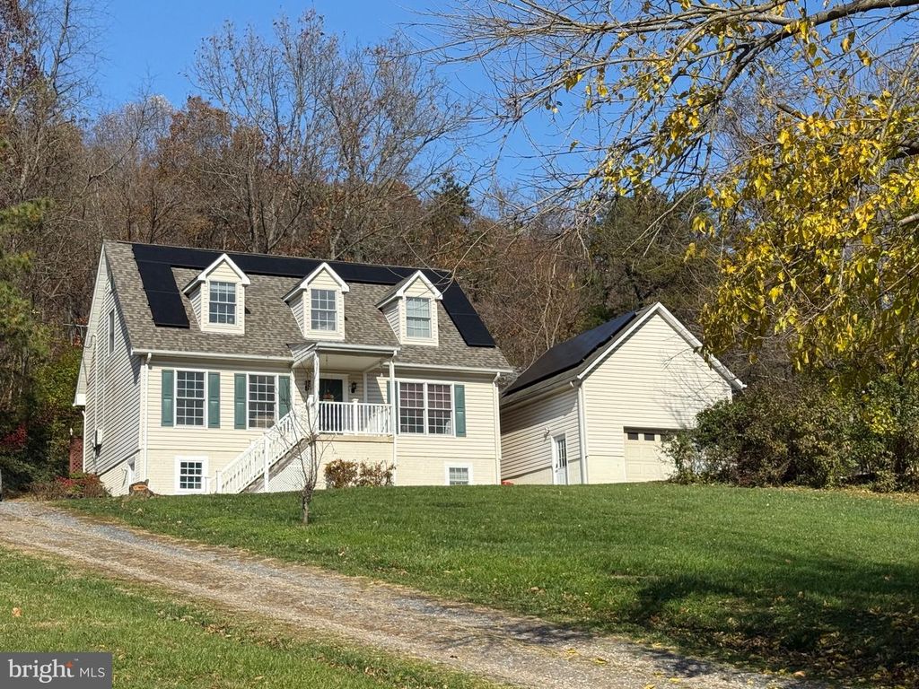 275 GAP RD, Front Royal, VA 22630