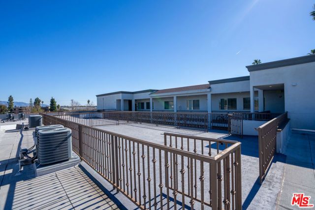 7203 Rubio Avenue, Van Nuys (los Angeles), CA 91406