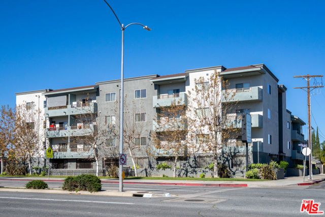 7203 Rubio Avenue, Van Nuys (los Angeles), CA 91406