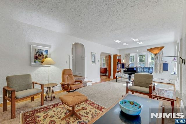 62 James Street, Westwood, NJ 07675