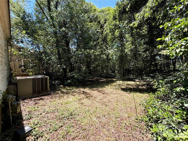 2825 Parkway Avenue, Charlotte, NC 28208