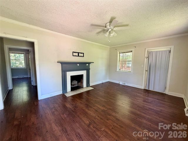 2825 Parkway Avenue, Charlotte, NC 28208