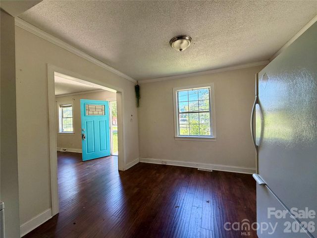 2825 Parkway Avenue, Charlotte, NC 28208