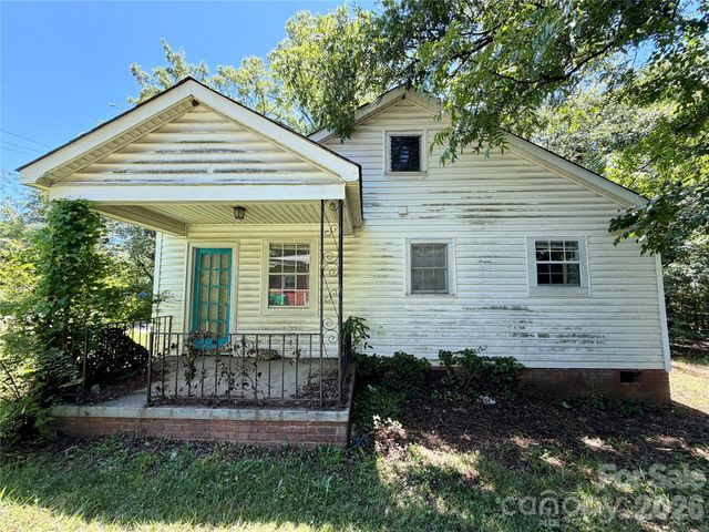 2825 Parkway Avenue, Charlotte, NC 28208