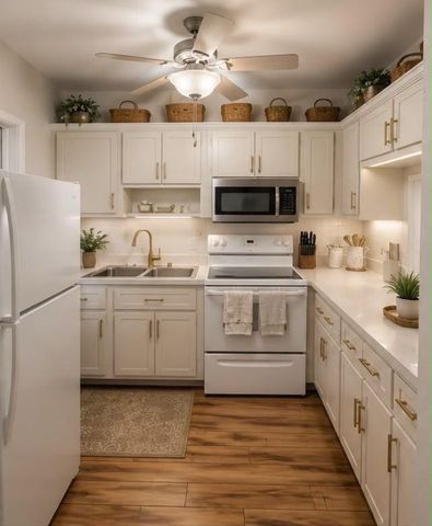 2050 NE 39th Street W312, Lighthouse Point, FL 33064