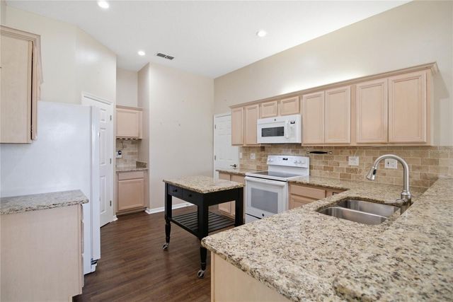 4202 BELLE GROVE COURT, Belle Isle, FL 32812