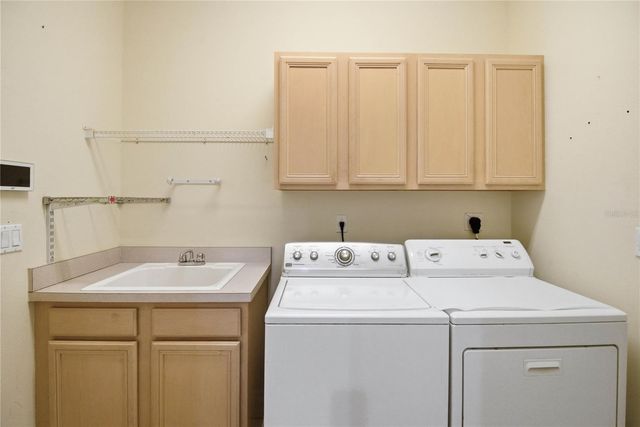 4202 BELLE GROVE COURT, Belle Isle, FL 32812