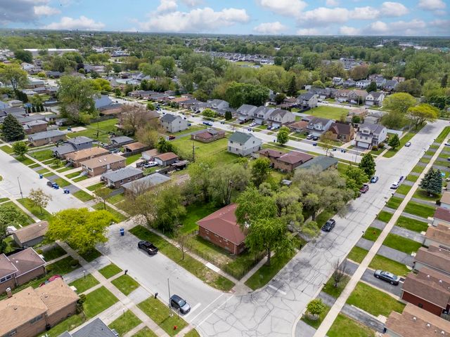 13977 Kedzie Avenue, Blue Island, IL 60406