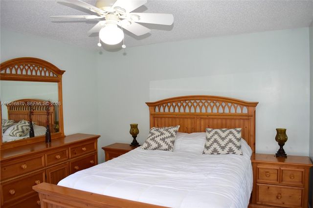 8851 Sunrise Lakes Blvd 207, Sunrise, FL 33322