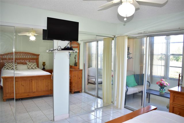 8851 Sunrise Lakes Blvd 207, Sunrise, FL 33322