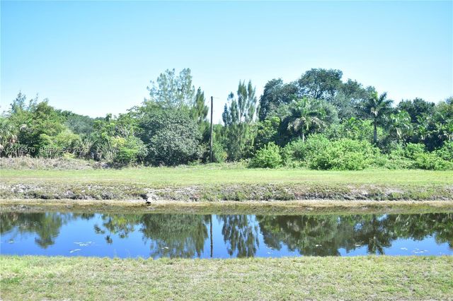 8851 Sunrise Lakes Blvd 207, Sunrise, FL 33322