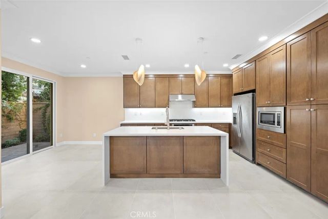 143 Rodeo, Irvine, CA 92602