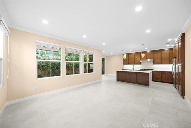 143 Rodeo, Irvine, CA 92602