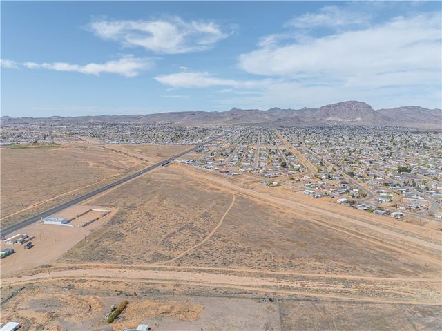 3249 E Northern Avenue, Kingman, AZ 86409