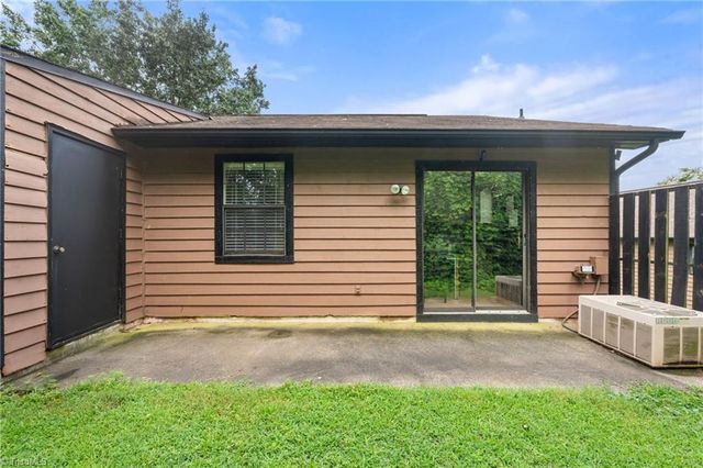 314 Westridge Drive, Yadkinville, NC 27055