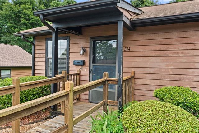 314 Westridge Drive, Yadkinville, NC 27055