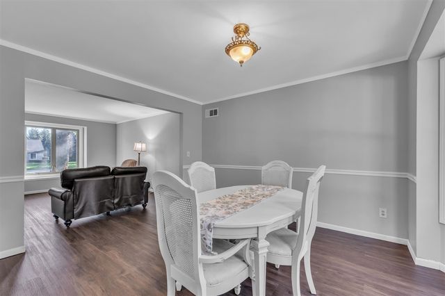 10098 Newfound Gap, Brighton, MI 48114