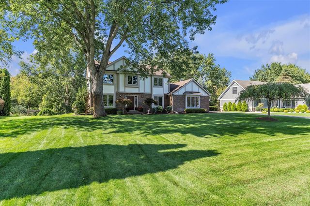 10098 Newfound Gap, Brighton, MI 48114