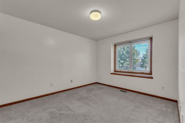 10098 Newfound Gap, Brighton, MI 48114