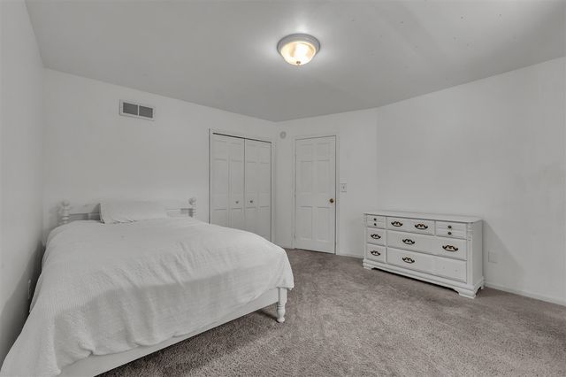 10098 Newfound Gap, Brighton, MI 48114