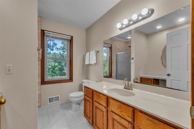 10098 Newfound Gap, Brighton, MI 48114
