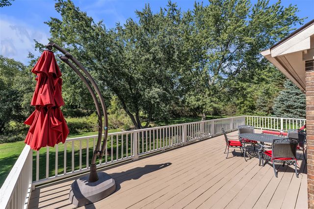 10098 Newfound Gap, Brighton, MI 48114