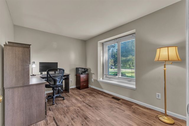10098 Newfound Gap, Brighton, MI 48114