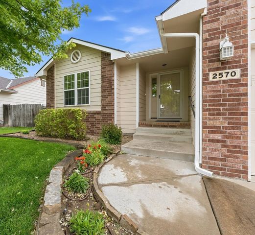 2570 N Shefford St, Wichita, KS 67205