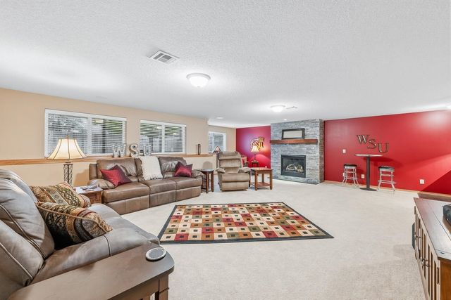 2570 N Shefford St, Wichita, KS 67205