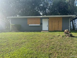 125 Saint Leo Drive, Cahokia, IL 62206