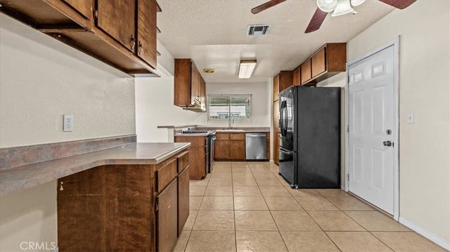 25607 Ash Road, Barstow, CA 92311