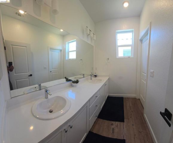 1862 Chandler Dr, Brentwood, CA 94513
