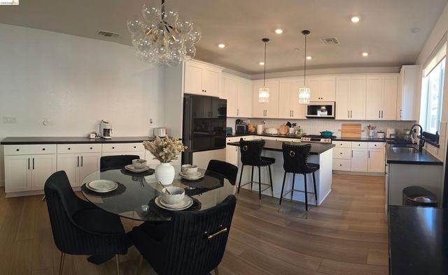 1862 Chandler Dr, Brentwood, CA 94513