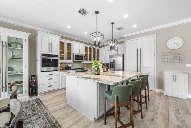 933 Deer Haven Drive, Loxahatchee, FL 33470