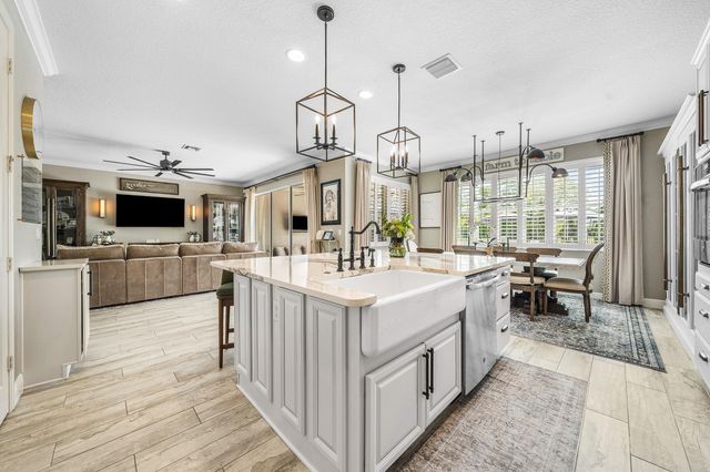 933 Deer Haven Drive, Loxahatchee, FL 33470