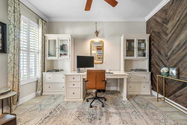 933 Deer Haven Drive, Loxahatchee, FL 33470