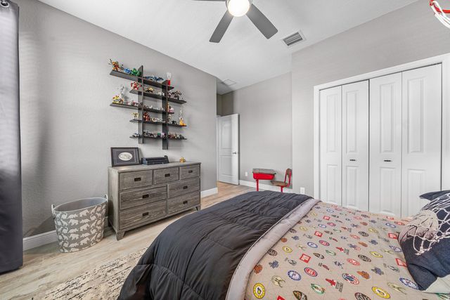 933 Deer Haven Drive, Loxahatchee, FL 33470