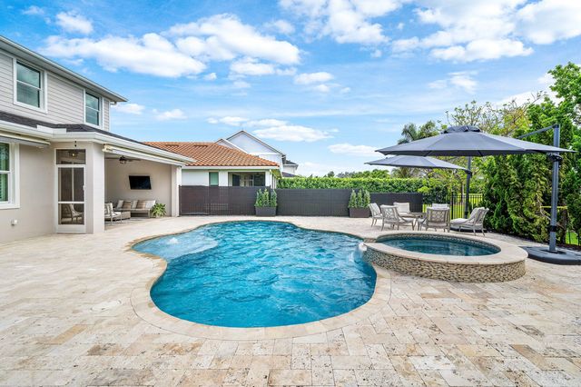 933 Deer Haven Drive, Loxahatchee, FL 33470