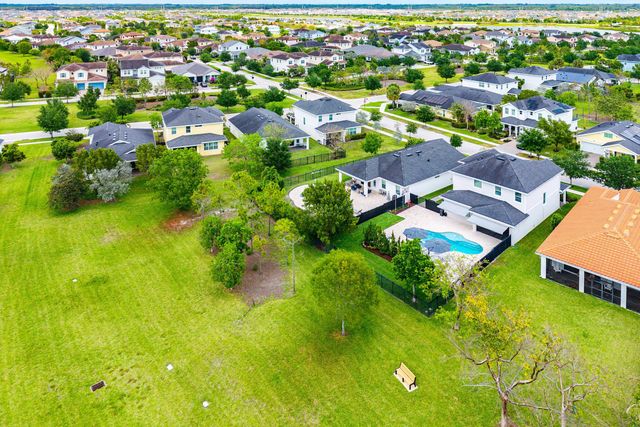 933 Deer Haven Drive, Loxahatchee, FL 33470