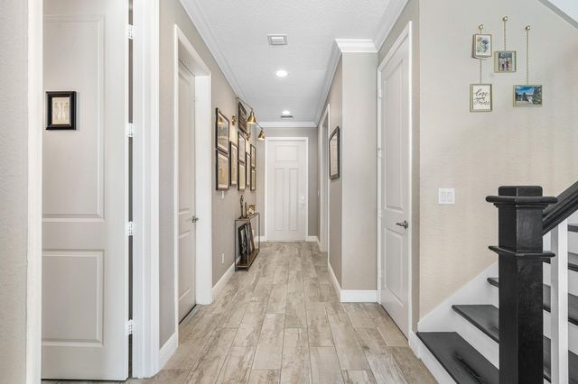 933 Deer Haven Drive, Loxahatchee, FL 33470