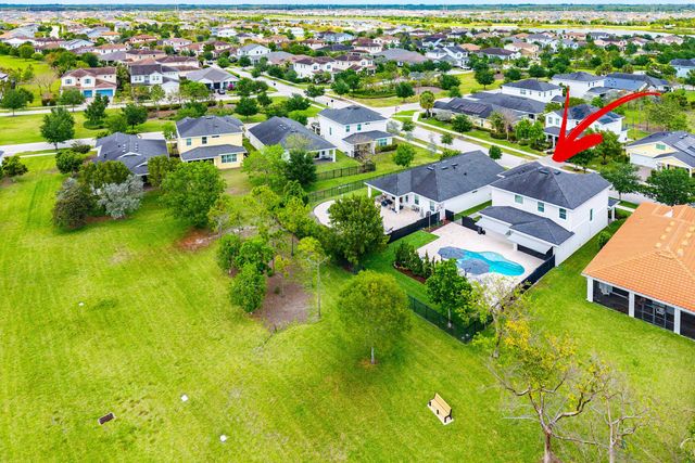 933 Deer Haven Drive, Loxahatchee, FL 33470