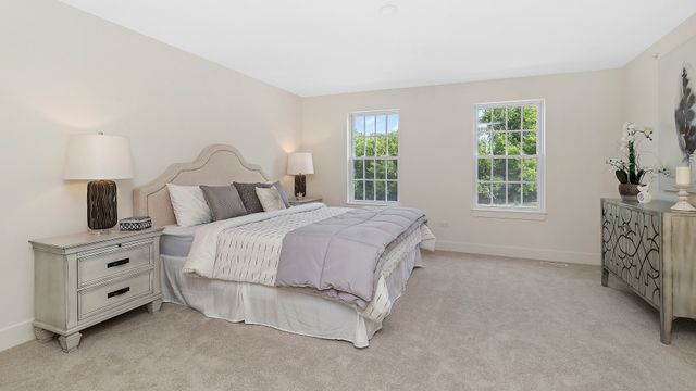 718 Derby Lane, Barrington, IL 60010