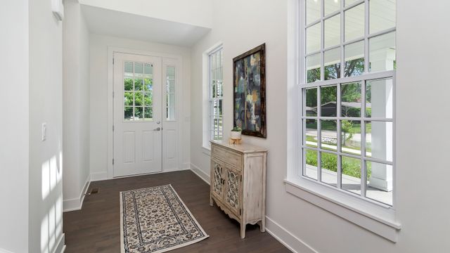718 Derby Lane, Barrington, IL 60010